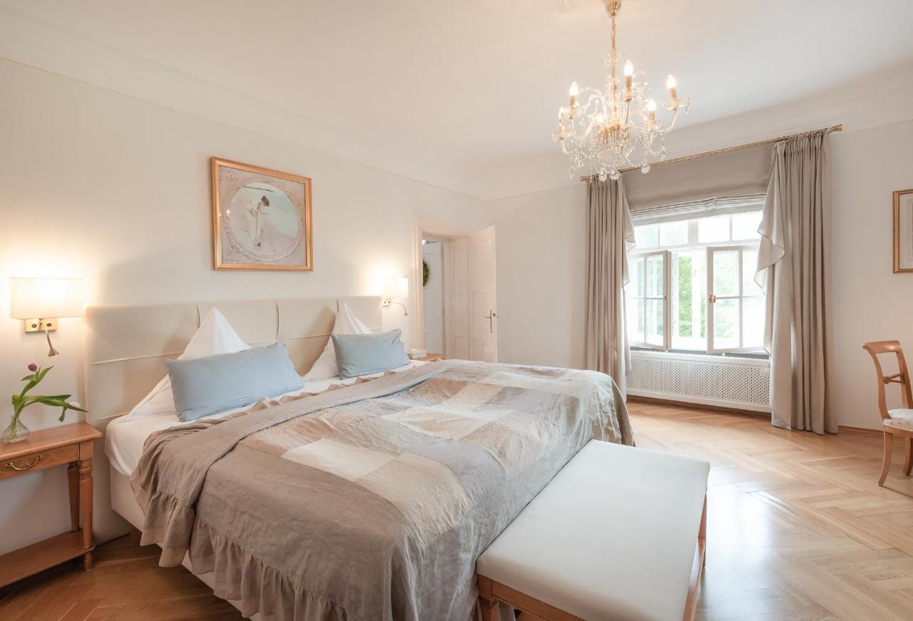 Biohotel Schlossgut Oberambach Εξωτερικό φωτογραφία