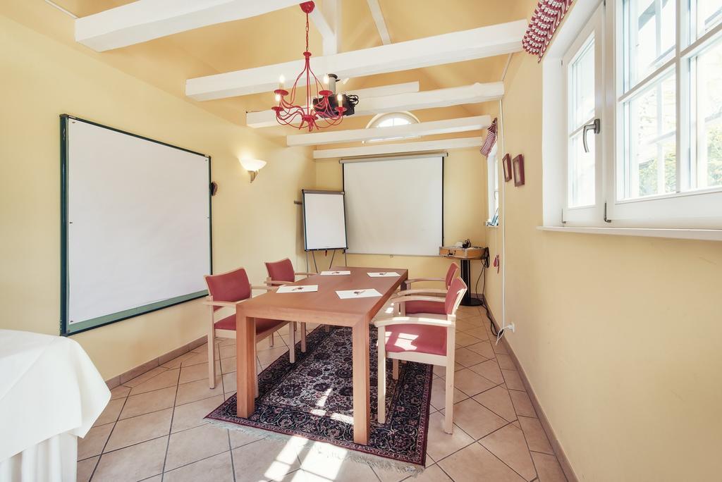 Biohotel Schlossgut Oberambach Εξωτερικό φωτογραφία