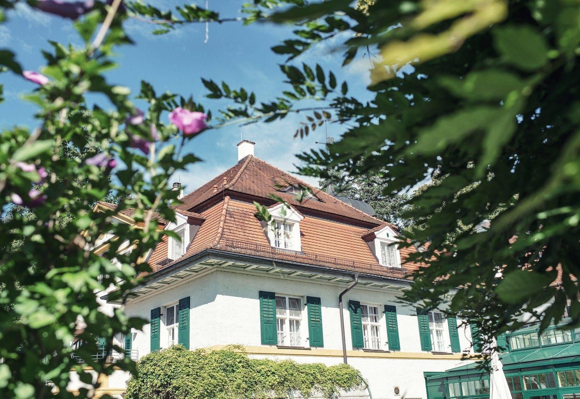 Biohotel Schlossgut Oberambach Εξωτερικό φωτογραφία